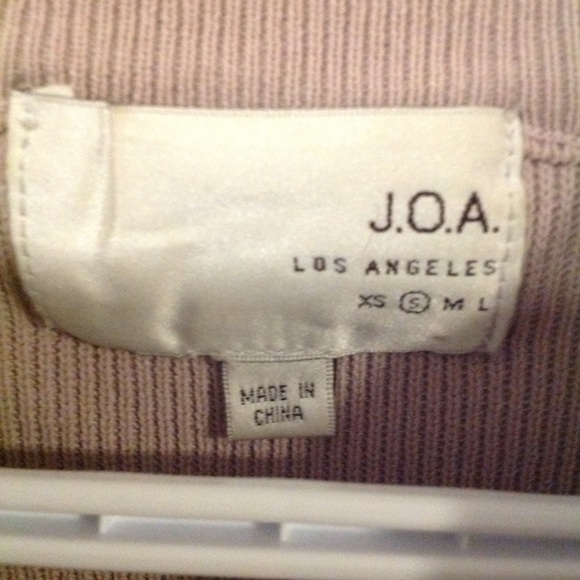 J.O.A los Angeles sweater - Picture 5 of 5